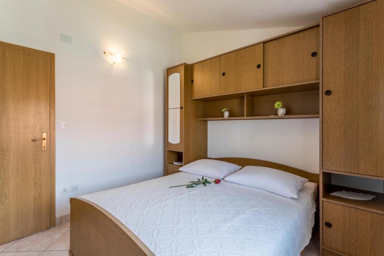 Apartmani Prkacin 特罗吉尔 外观 照片